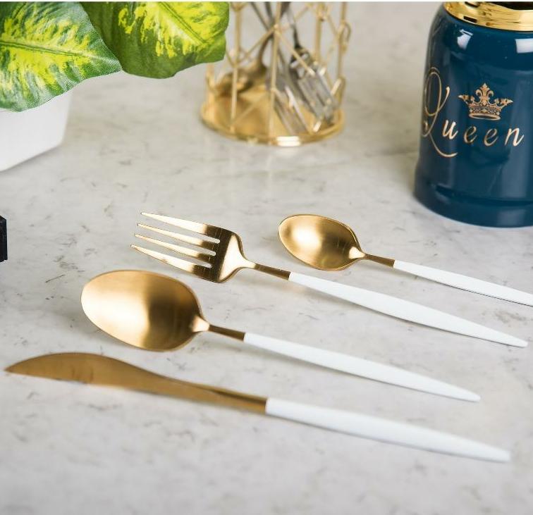 Blanc Cutlery Set