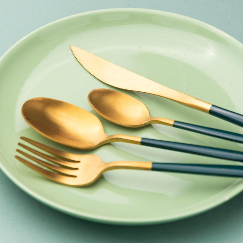 Pine Cutlery Set
