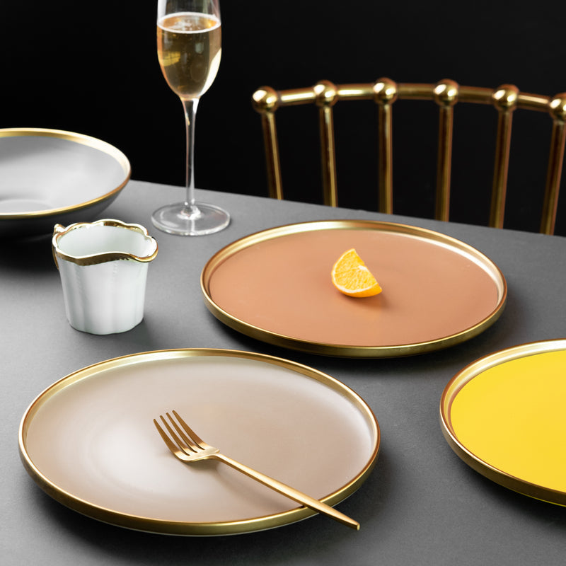 Gold Edge Suave Dinner Plate